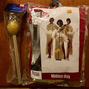 Women's Halloween Costume - Motown Diva Singer